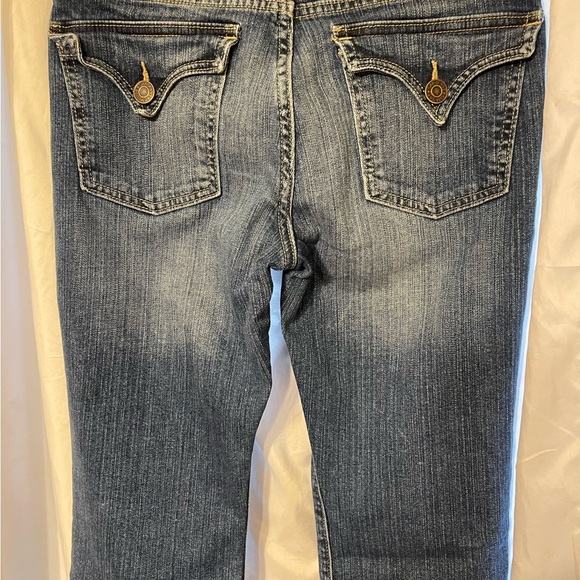 Women’s Gap jeans - Picture 2 of 2